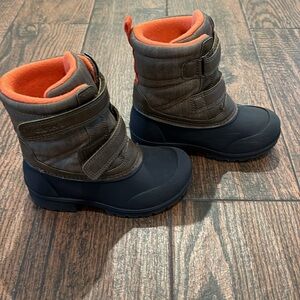 Boys Snow Boots with Velcro Straps